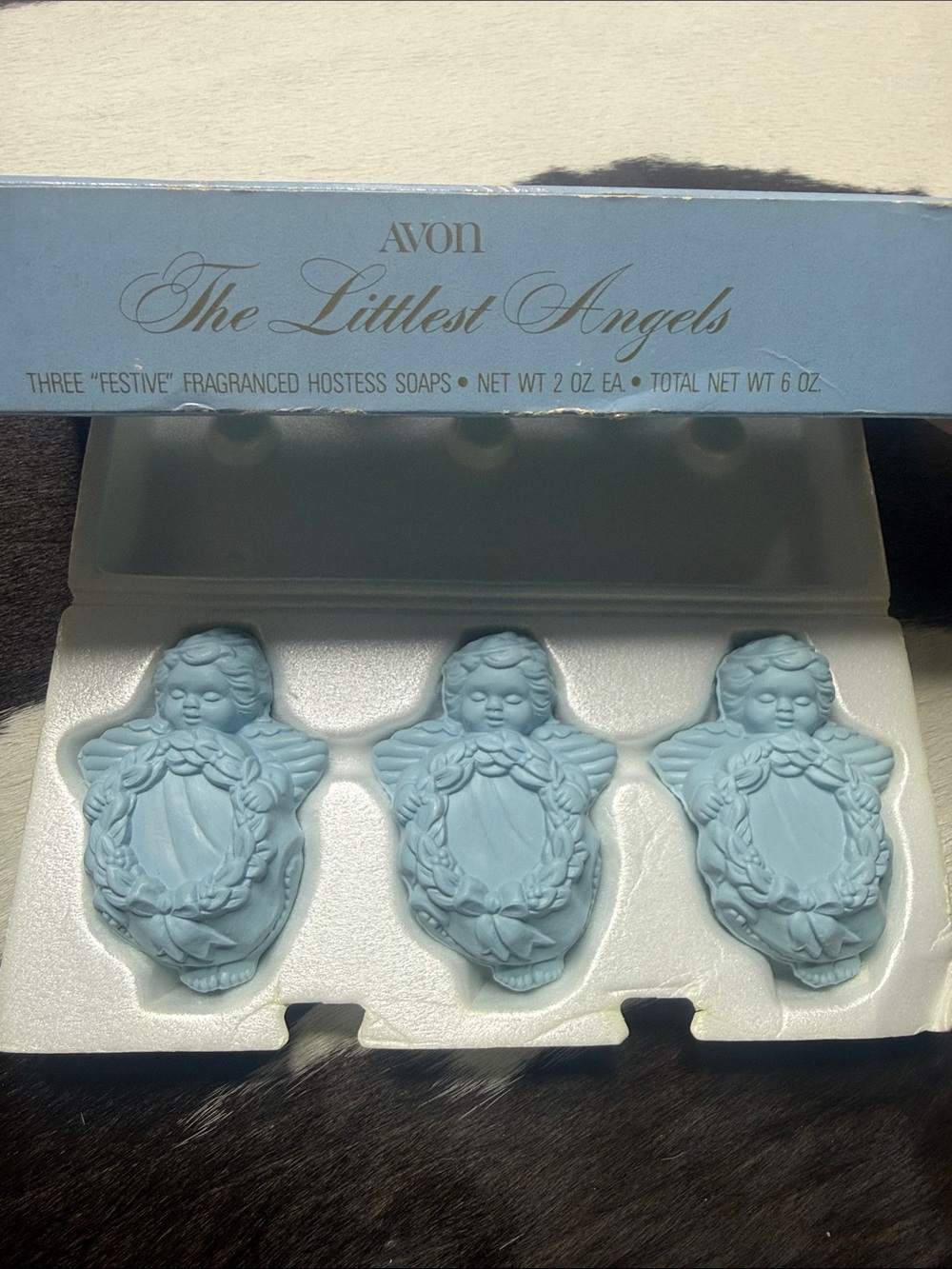 Avon The Littlest Angels Trio - Light Blue Angel Soaps